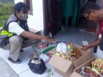 Panja Covid-19 DPRD KBB Respon Bantuan Paket Sembako Berisi Ayam Potong Busuk