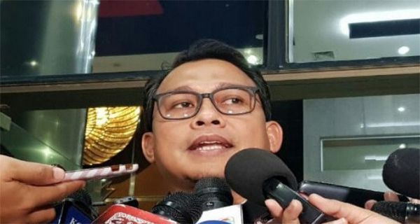 KPK Periksa 12 Saksi, Telusuri Aliran Uang yang Diterima Aa Umbara