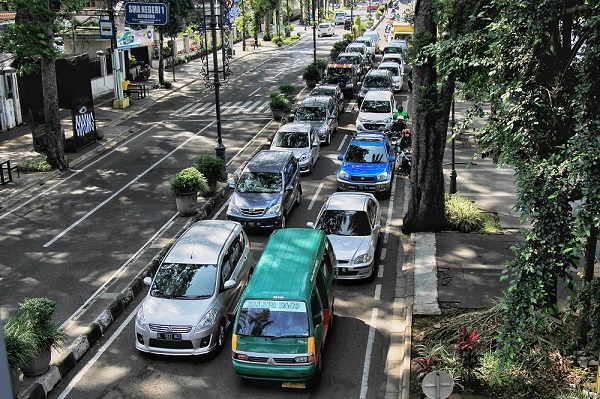 Februari, Dago Bebas Kabel Melintang