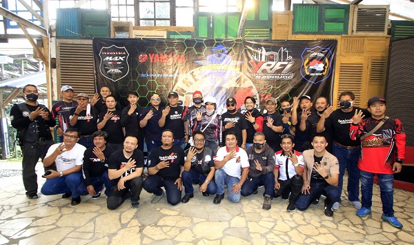 Foto Bersama Hari Jadi Nmax Owner Cimahi ke-4