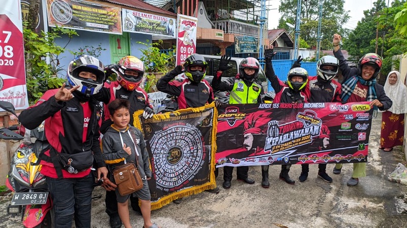 Wuih! Komunitas Aerox 155 Gaspoll ke Titik Nol Kilometer