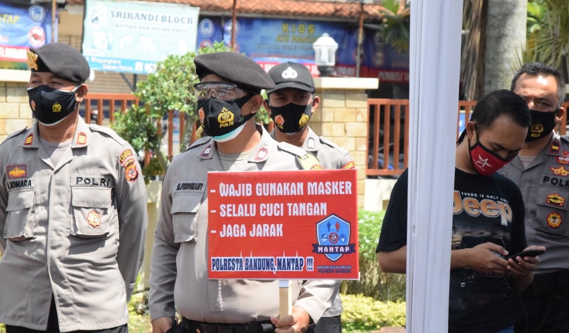 Jelang Pencoblosan Pilbup Bandung, 1.150 Polisi Dirapid Test