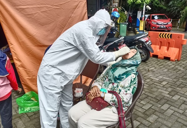 Tamasya ke Lembang, Pengunjung Dites Rapid Antigen Gratis