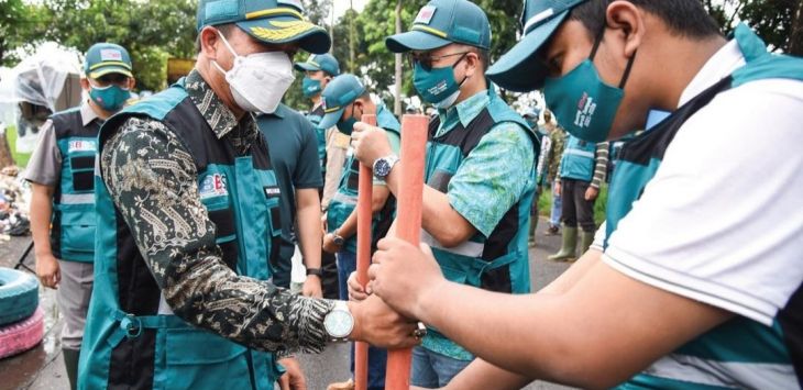 Buang Sampah Sembarangan di Kab. Bandung Terancam Denda Rp50 Juta, Masih Berani?