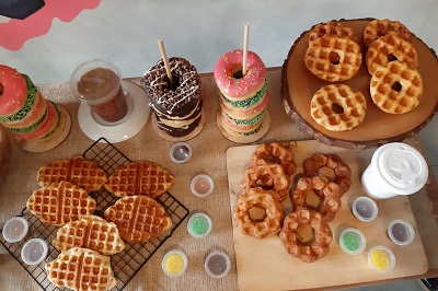 Kuliner Bandung | Inovasi Donat Waffle yang Menggugah Selera