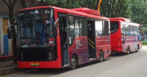 Kota Bandung Uji Coba Penggunaan 8 Bus Listrik