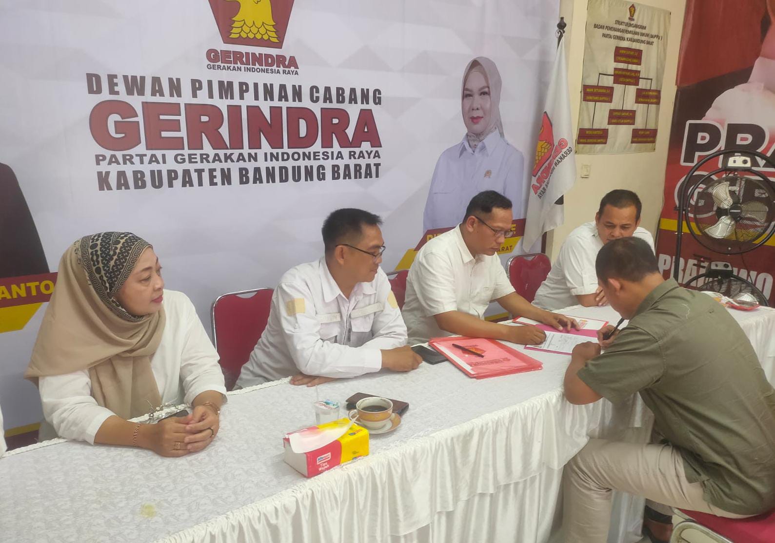 Kades Cilame Daftarkan Diri jadi Balonbup KBB ke Partai Gerindra