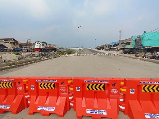 Jalan Layang Ciroyom- TAOFIK ACHMAD HIDAYAT/RADAR BANDUNG 