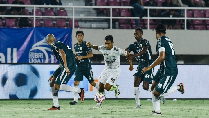 1 PSS Sleman vs Persib Bandung 2, Maung Bandung Terus Pepet Persebaya 