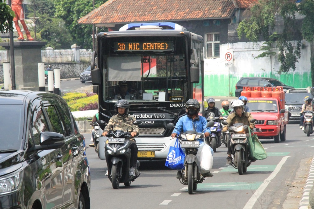 Pergerakan Orang di Bandung Raya Capai 16 Juta per Hari, Transportasi Terintegrasi jadi Solusi