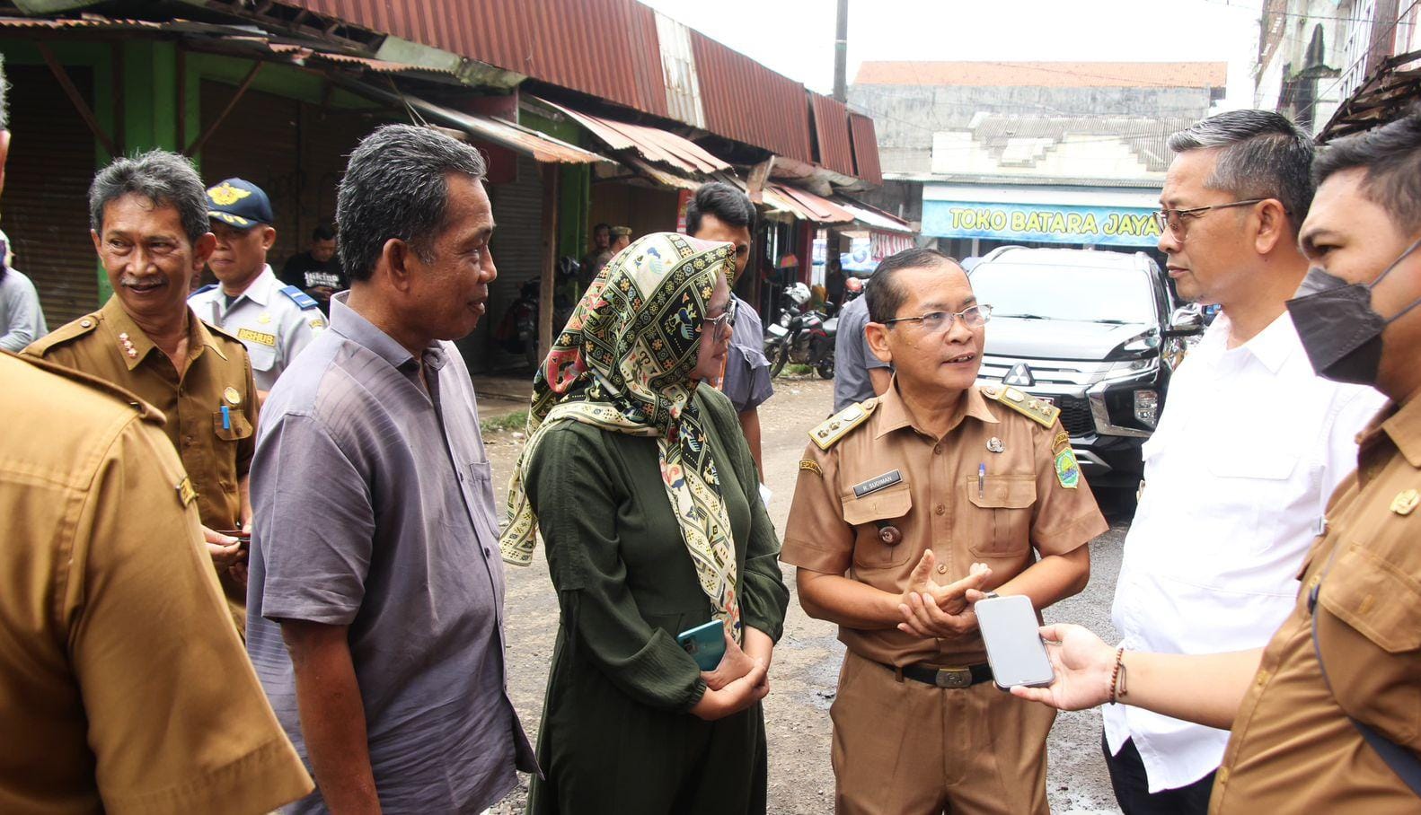 Respon Keluhan Warga, Pj. Bupati Subang Terjun Langsung ke TPS