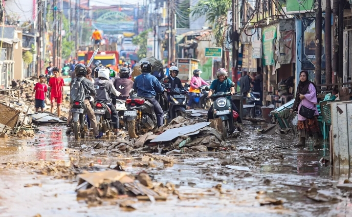 BRIN Ungkap Penyebab Banjir Jakarta dan Bekasi, Luapan Air Sungai Mendominasi